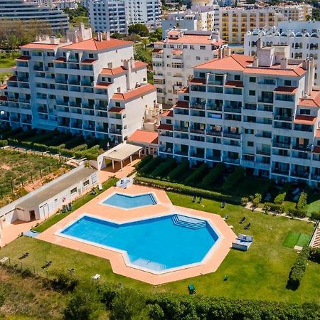 2Bdr Duplex W Ac & Pool In Portimao By Lovelystay Экстерьер фото